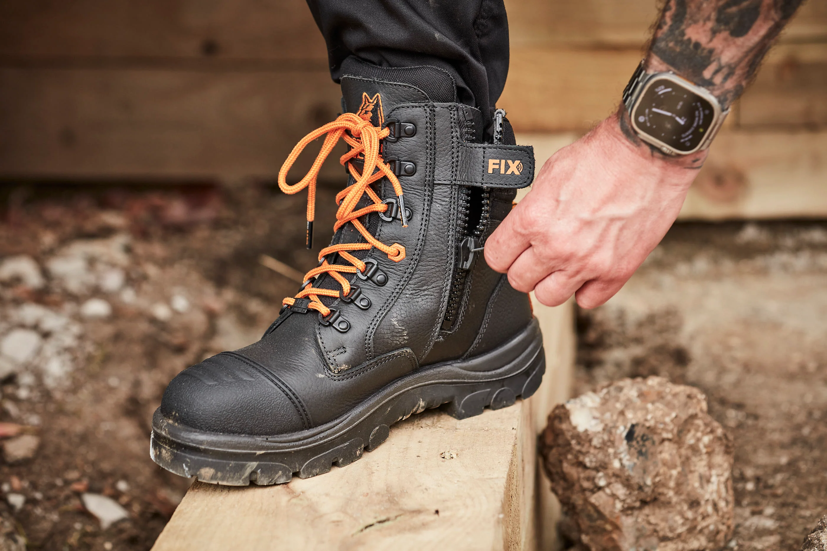 Steel Blue Southern Cross Zip Scuff -  FIX RADIO Safety Boots S3 - Image 2